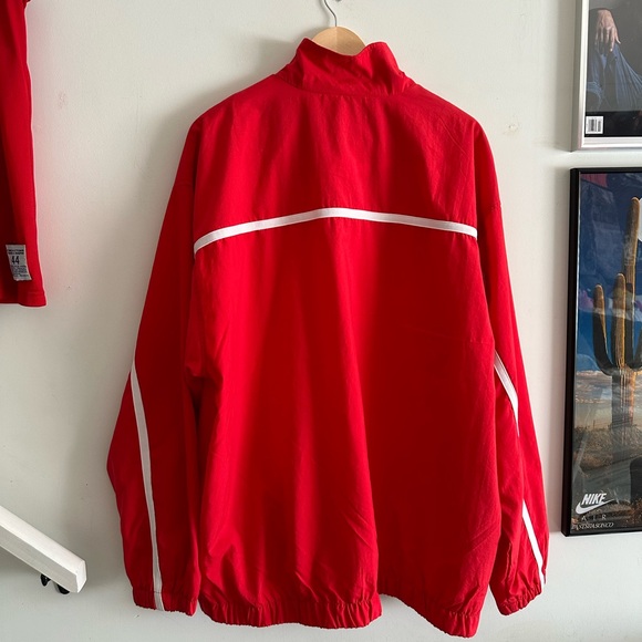 team nike vintage red windbreaker ☑️ - Picture 3 of 4